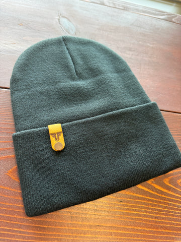 Beanie with leather rivet tag
